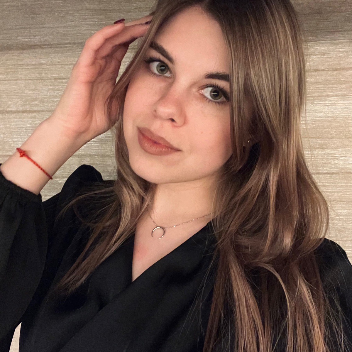 Алина Леонова