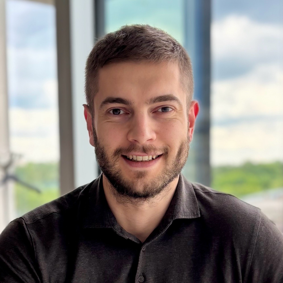 Михаил Фастовец | Сетка — социальная сеть от hh.ru