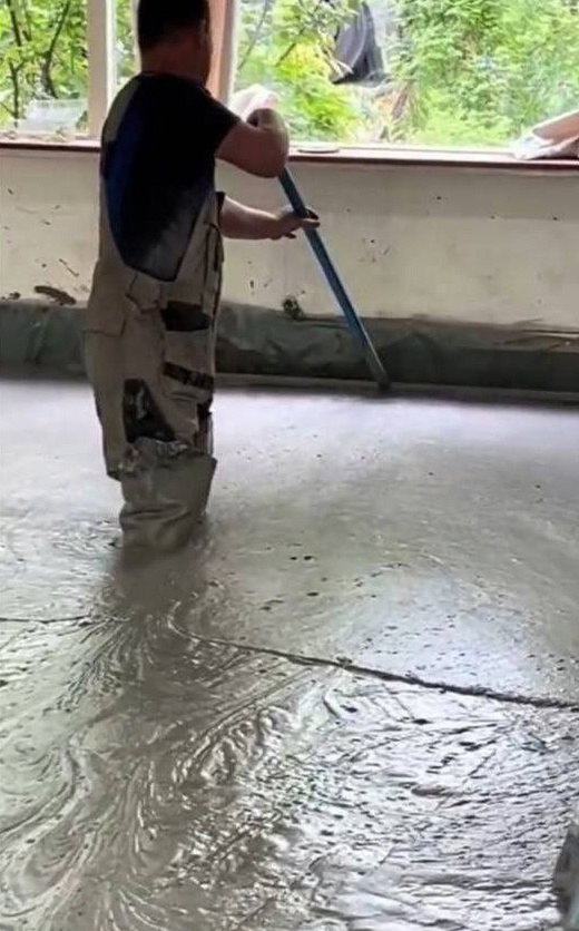 когда заказчик ниже 150 см и просит заложить окна до уровня пола | Сетка — социальная сеть от hh.ru