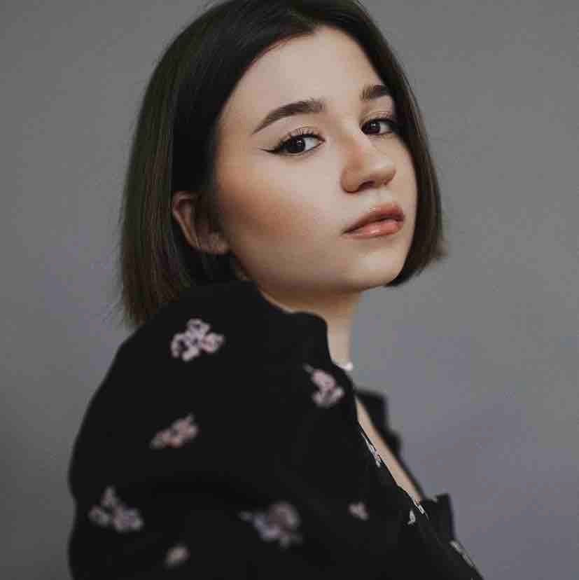 Александра Кузнецова