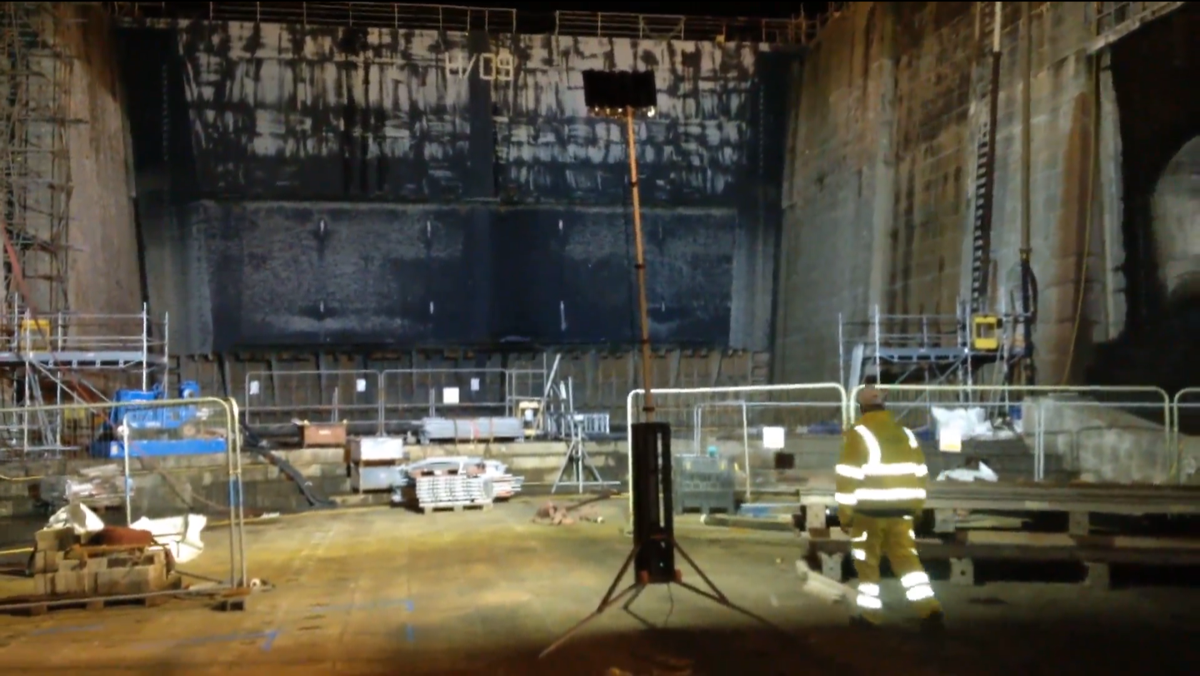 🔦 Освещение производственных площадок при тяжелых условиях | Сетка — социальная сеть от hh.ru