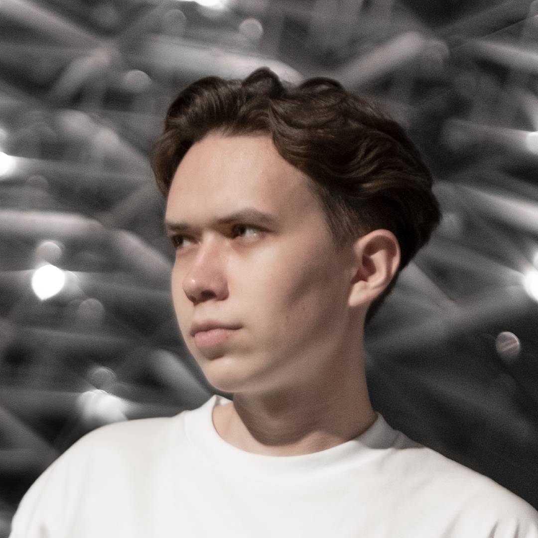 Егор Леонтьев