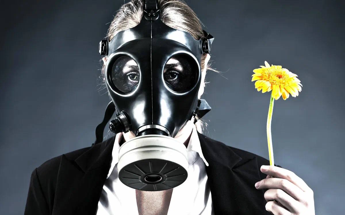 ПРОИЗВОДСТВЕННАЯ ГНИДА: Как один персонаж может превратить бригаду в руины твоих нервов 😬  
Новый больной вопрос в студию!  
На днях общалась с одним знакомым — предпринимателем | Сетка — социальная сеть от hh.ru