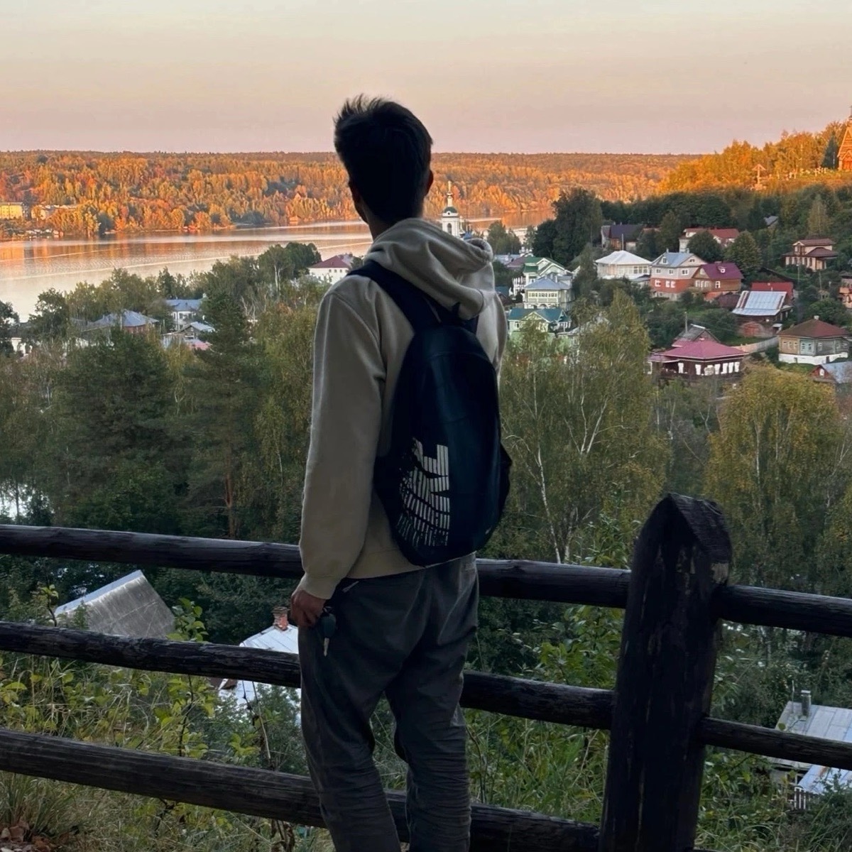 Гриша Лебедев | Сетка — социальная сеть от hh.ru