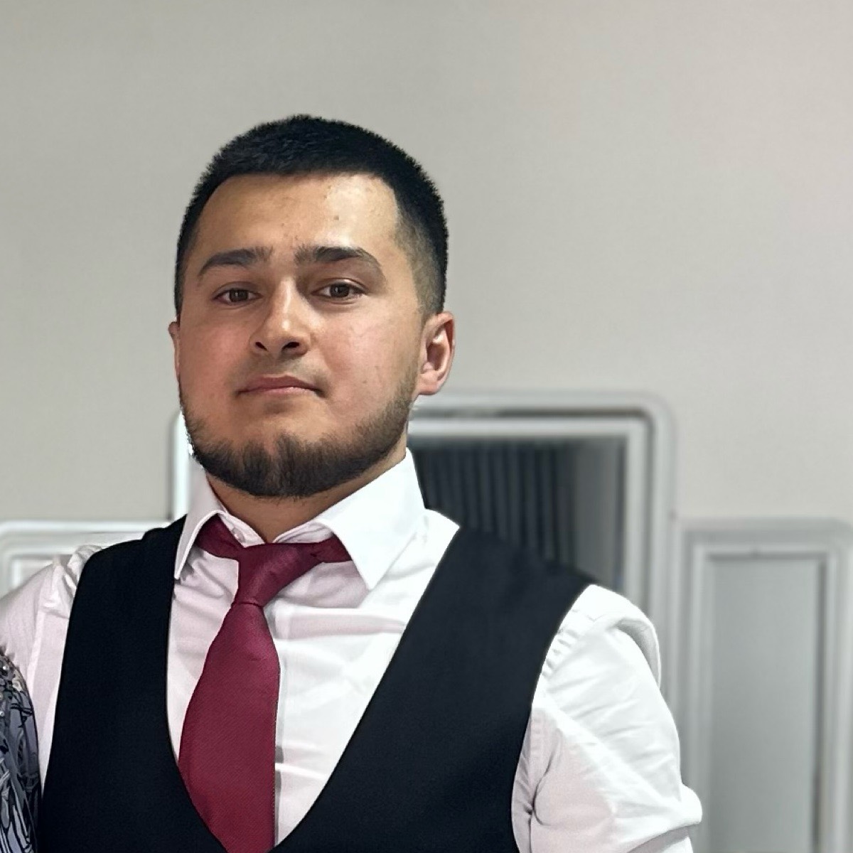Ачик Эркинов