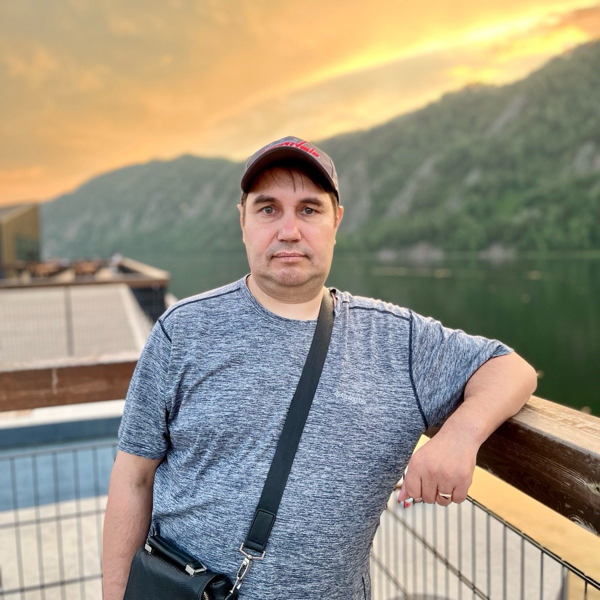 Андрей Хлыстов