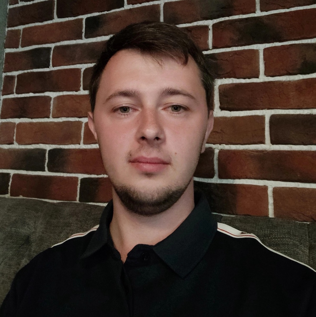 Артем Пономарев