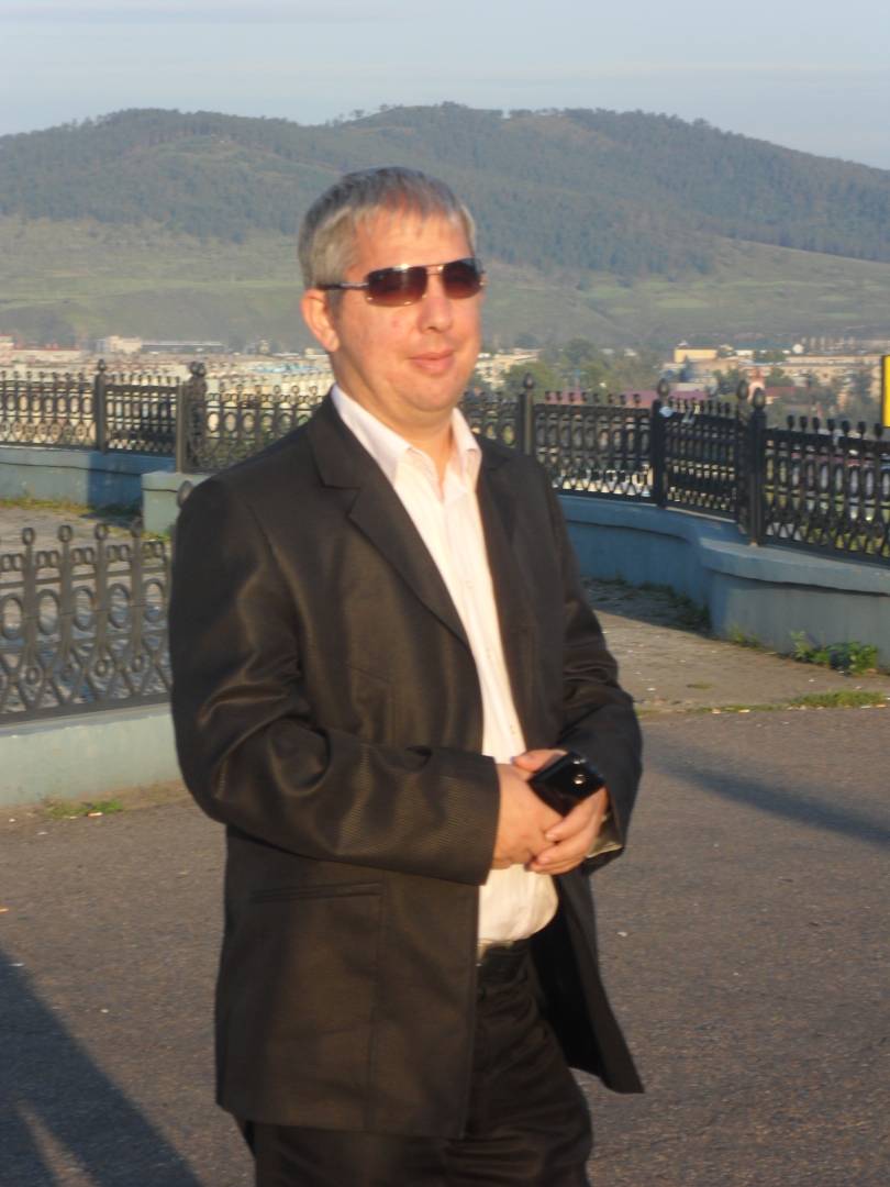 Евгений Румов