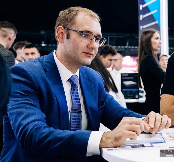 Даниил Бондарев