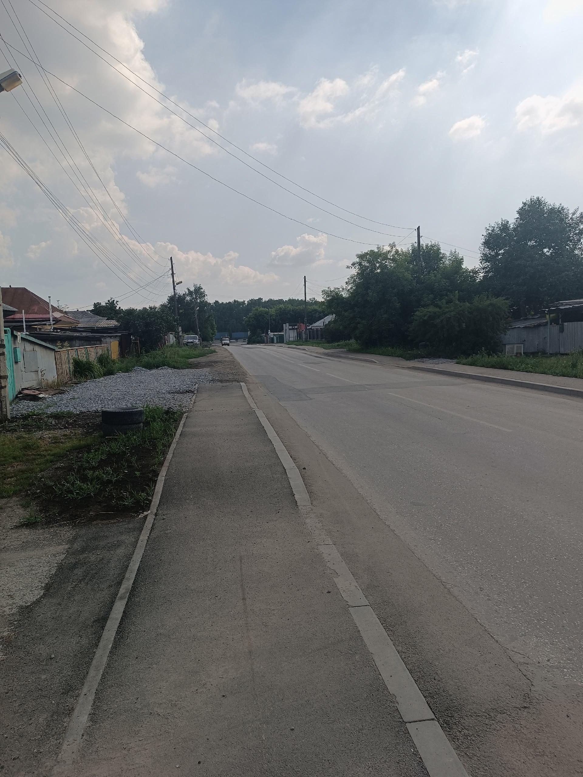 Почему ты сидишь такой на новой остановке эко парк, ждешь автобус, а автобус проезжает мимо, так как ещё вроде как старая остановка рабочая | Сетка — социальная сеть от hh.ru