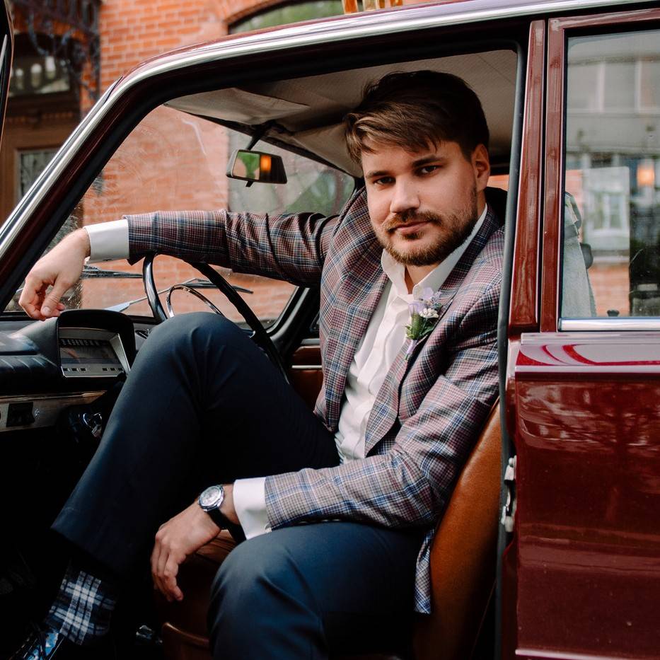 Алексей Карназеев