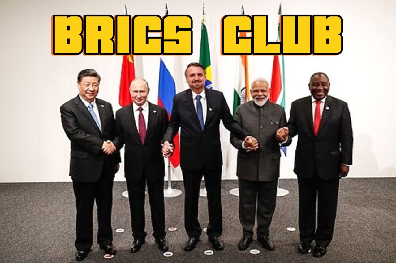 BRICS -  прокачанный клуб с мощной архитектурой.
Ща покажу
🔜 Этап 1 | Сетка — социальная сеть от hh.ru
