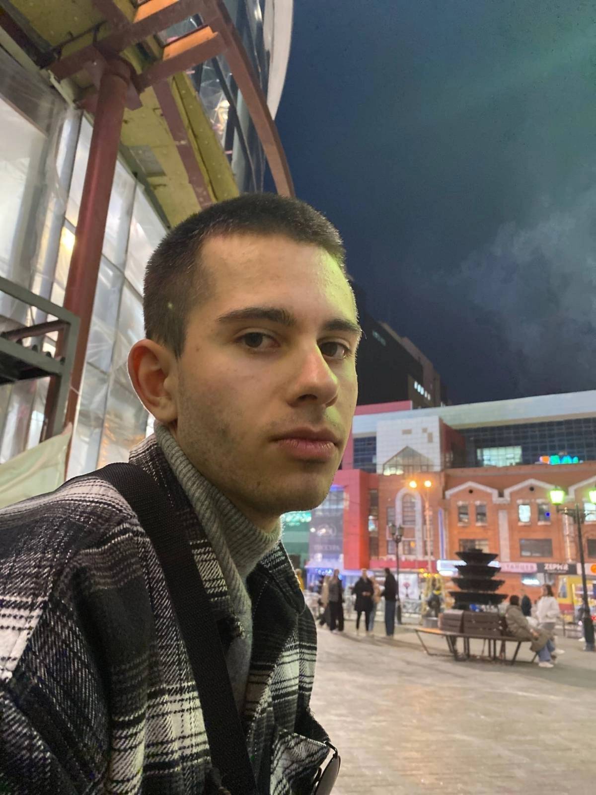 Артём Ляхов