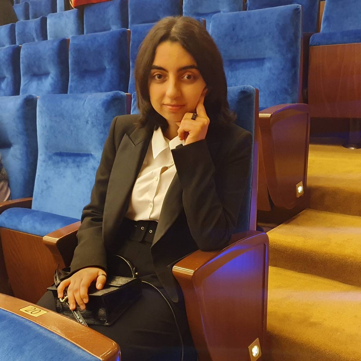 Зоя Торосян | Сетка — социальная сеть от hh.ru