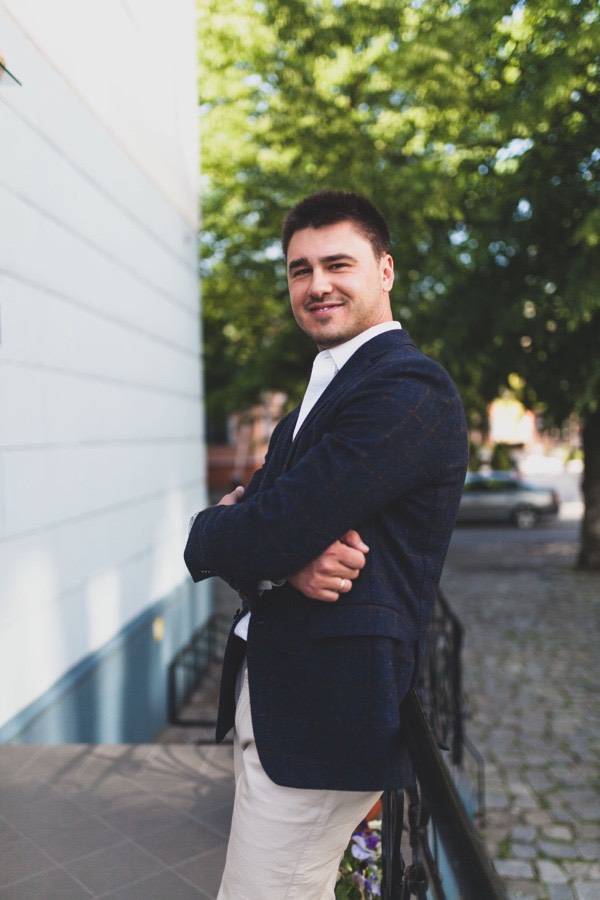 Антон Будон