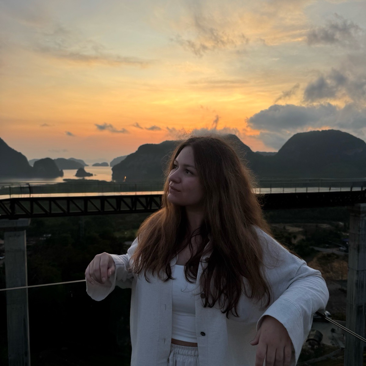 Анна Власова