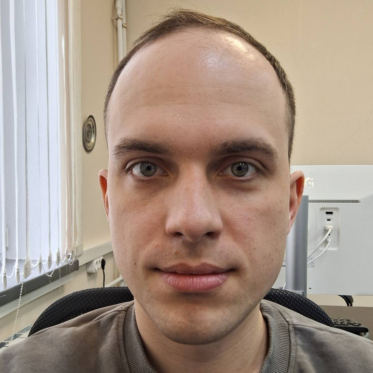 Дмитрий Попов