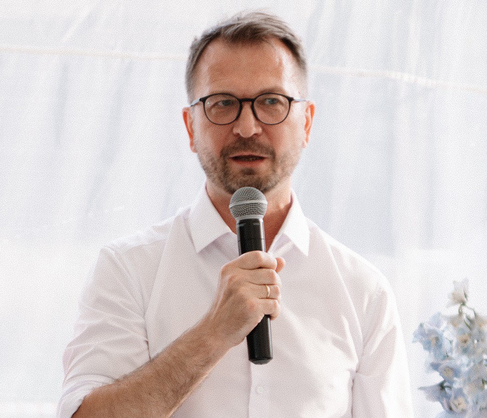 Игорь Коротков