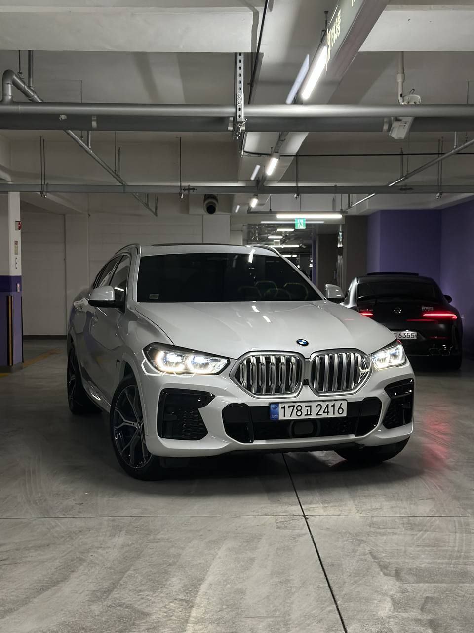 ❤️ Свежее и горячее предложение — BMW X6 40i
Пробег —  33.000 км
Год выпуска — 2022
Двигатель — бензин 3.0 л, 340 л | Сетка — социальная сеть от hh.ru