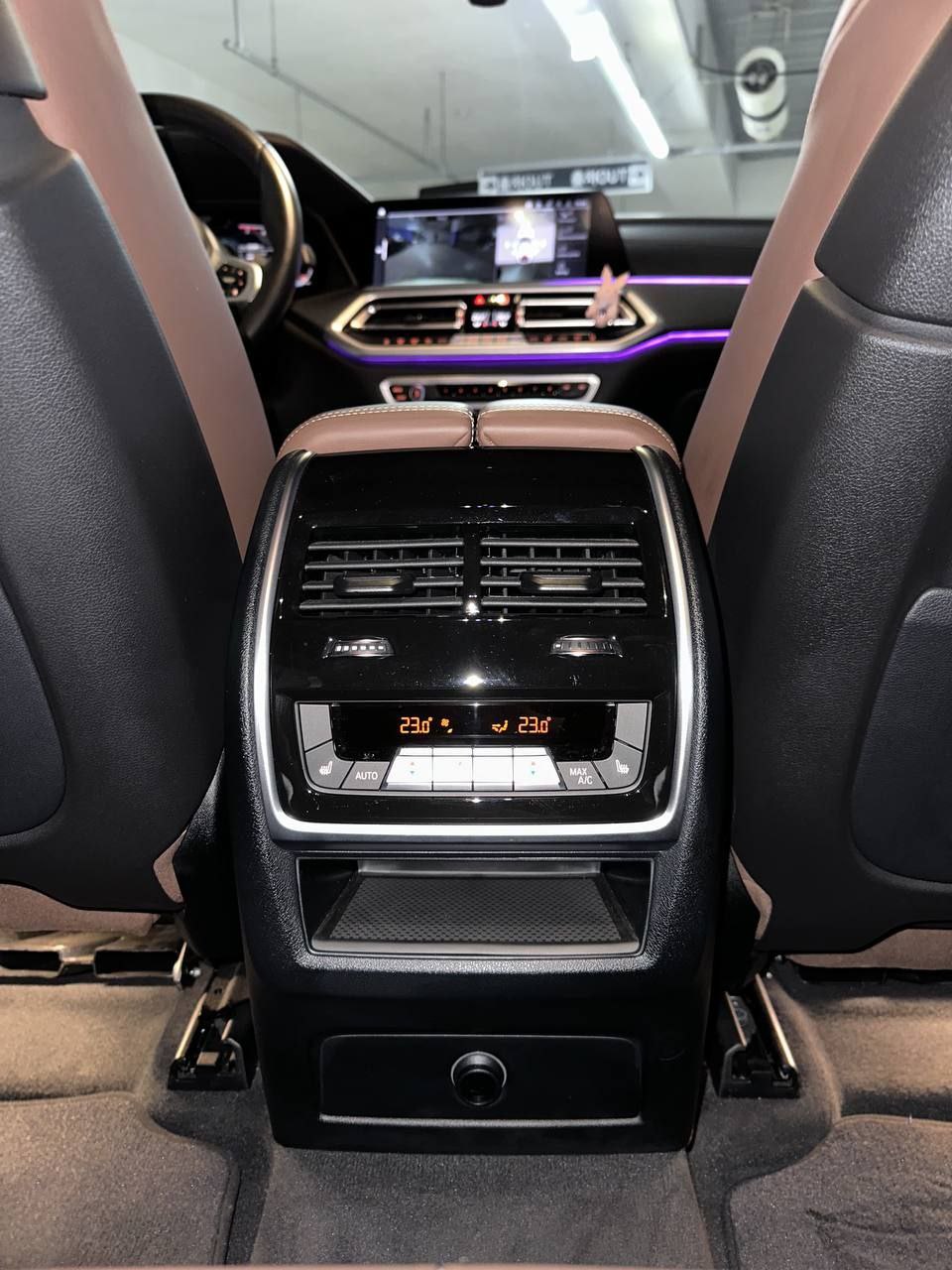 ❤️ Свежее и горячее предложение — BMW X6 40i
Пробег —  33.000 км
Год выпуска — 2022
Двигатель — бензин 3.0 л, 340 л | Сетка — социальная сеть от hh.ru