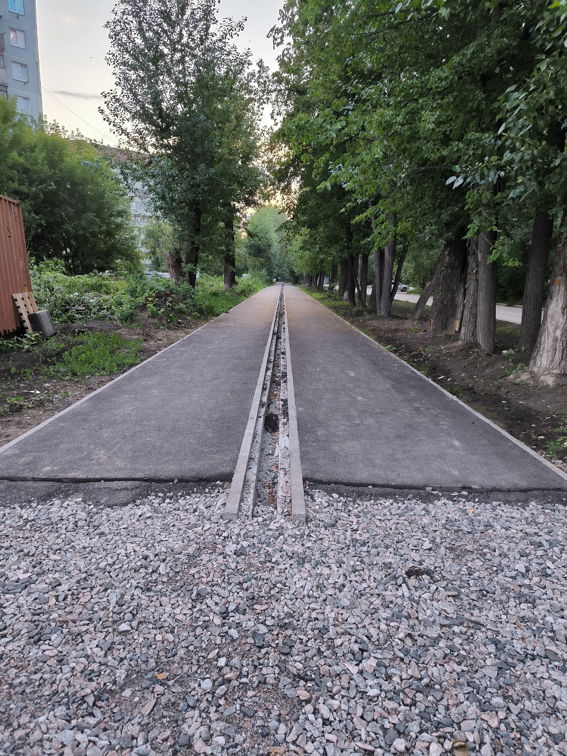 Ну что, Обчане, готовьте велики,самокаты,ролики и скоро в путь, любоваться неизведанными просторами Военного городка!
http://vk.com/ob.gorod?w=wall-100380192527415 | Сетка — социальная сеть от hh.ru