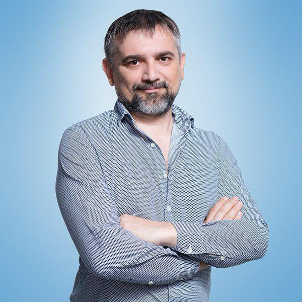 Антон Холодков