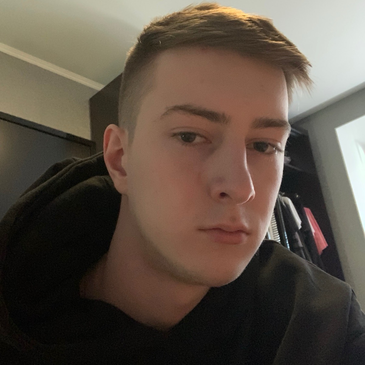 Игорь Конешов