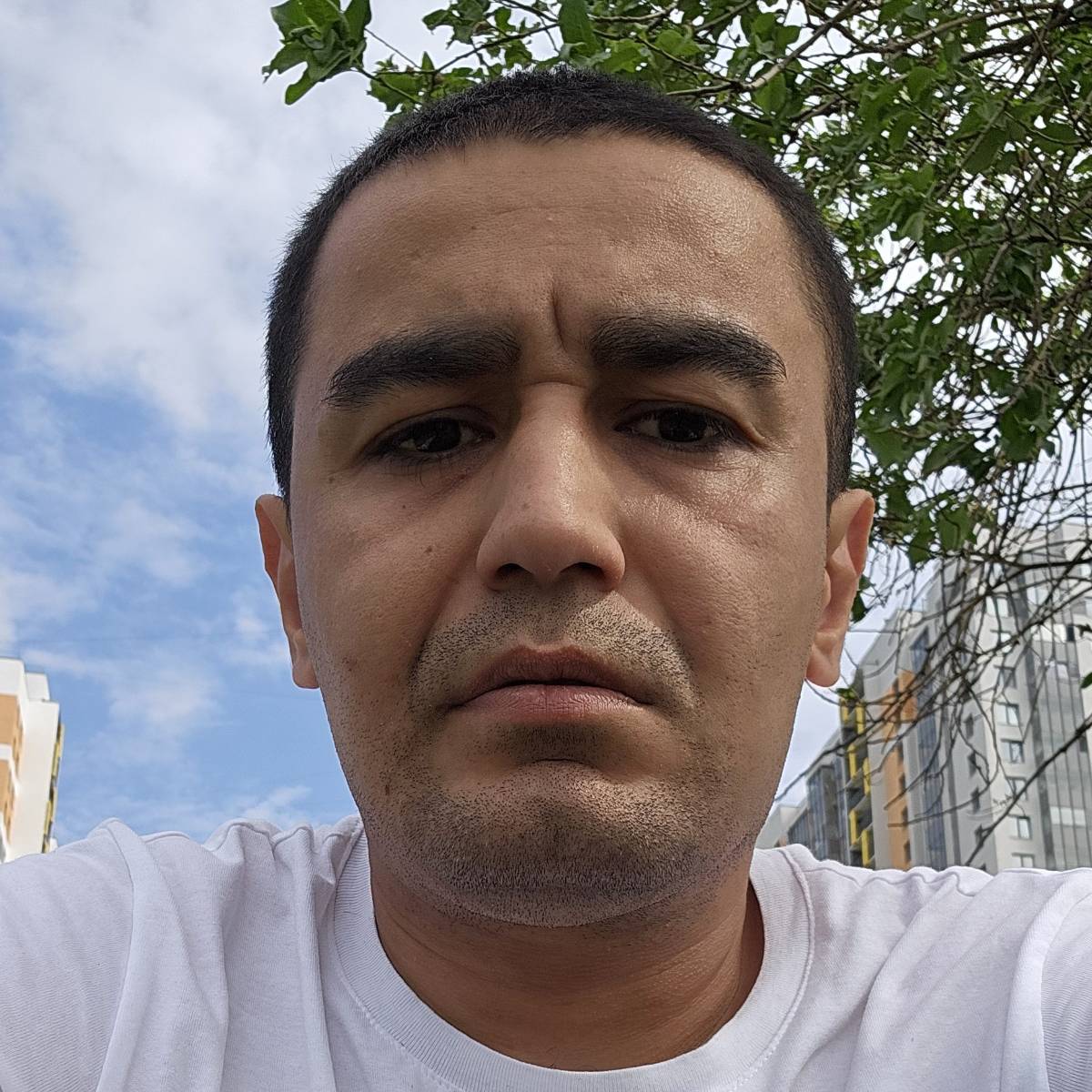 Анвар Акрамов