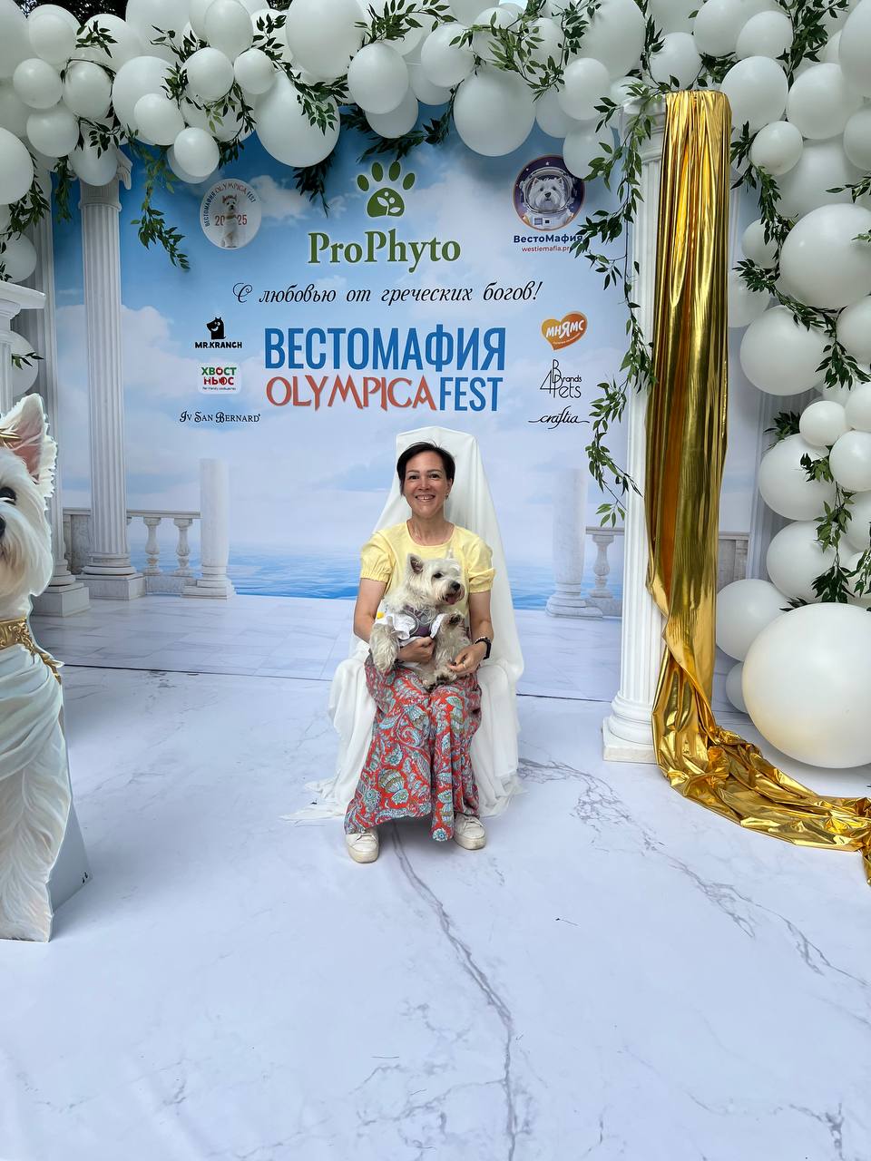 Мифы Древней Греции: глазами наших Вестиков 🎉
Мы гуляли, танцевали, на троне посидели 👑, в конкурсах выигрывали, в мастер-классах участвовали, адресник для Персии из мелких деталей собрали | Сетка — социальная сеть от hh.ru