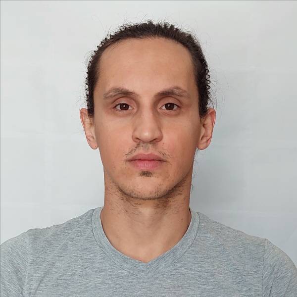 Дмитрий Анори