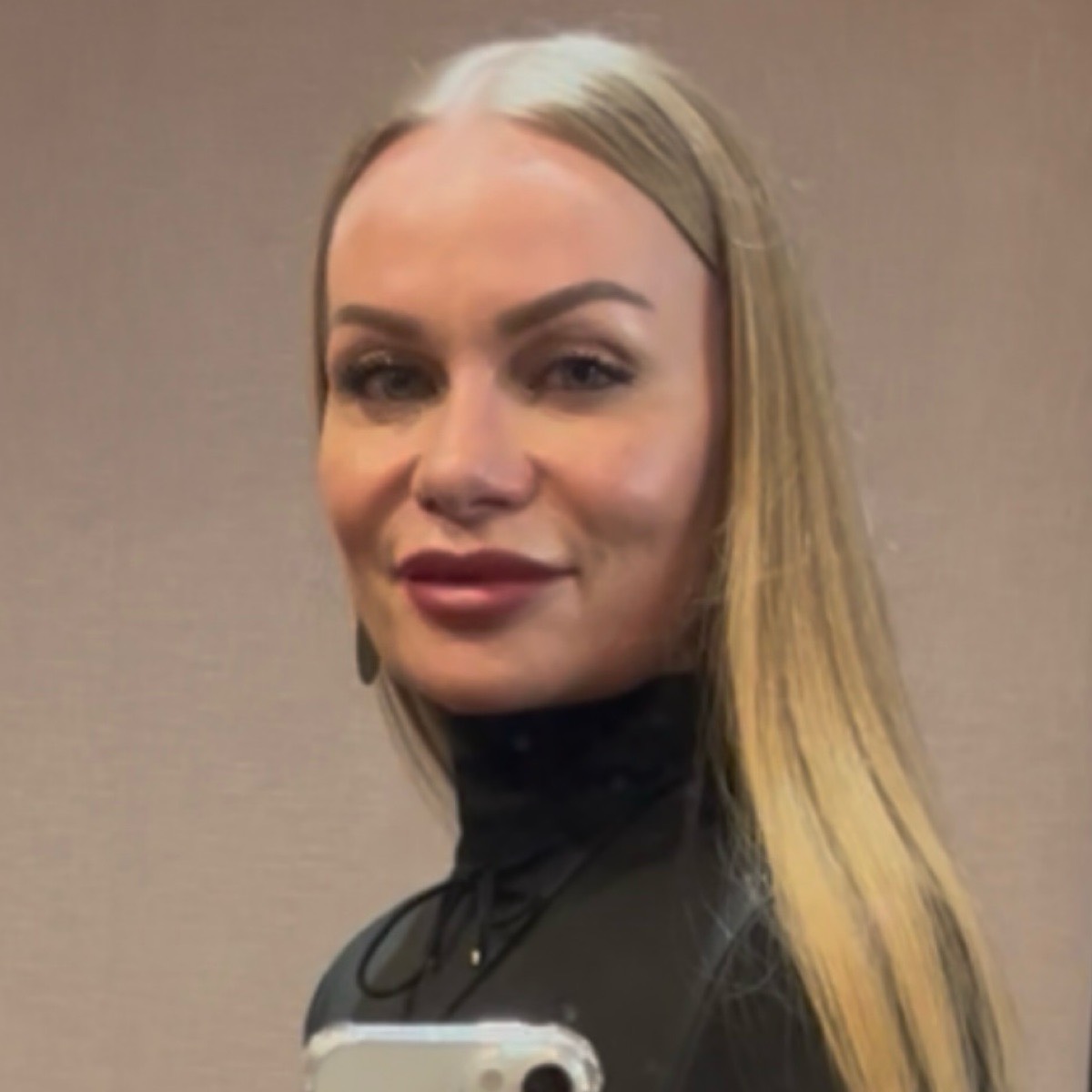 Елена Жбанникова
