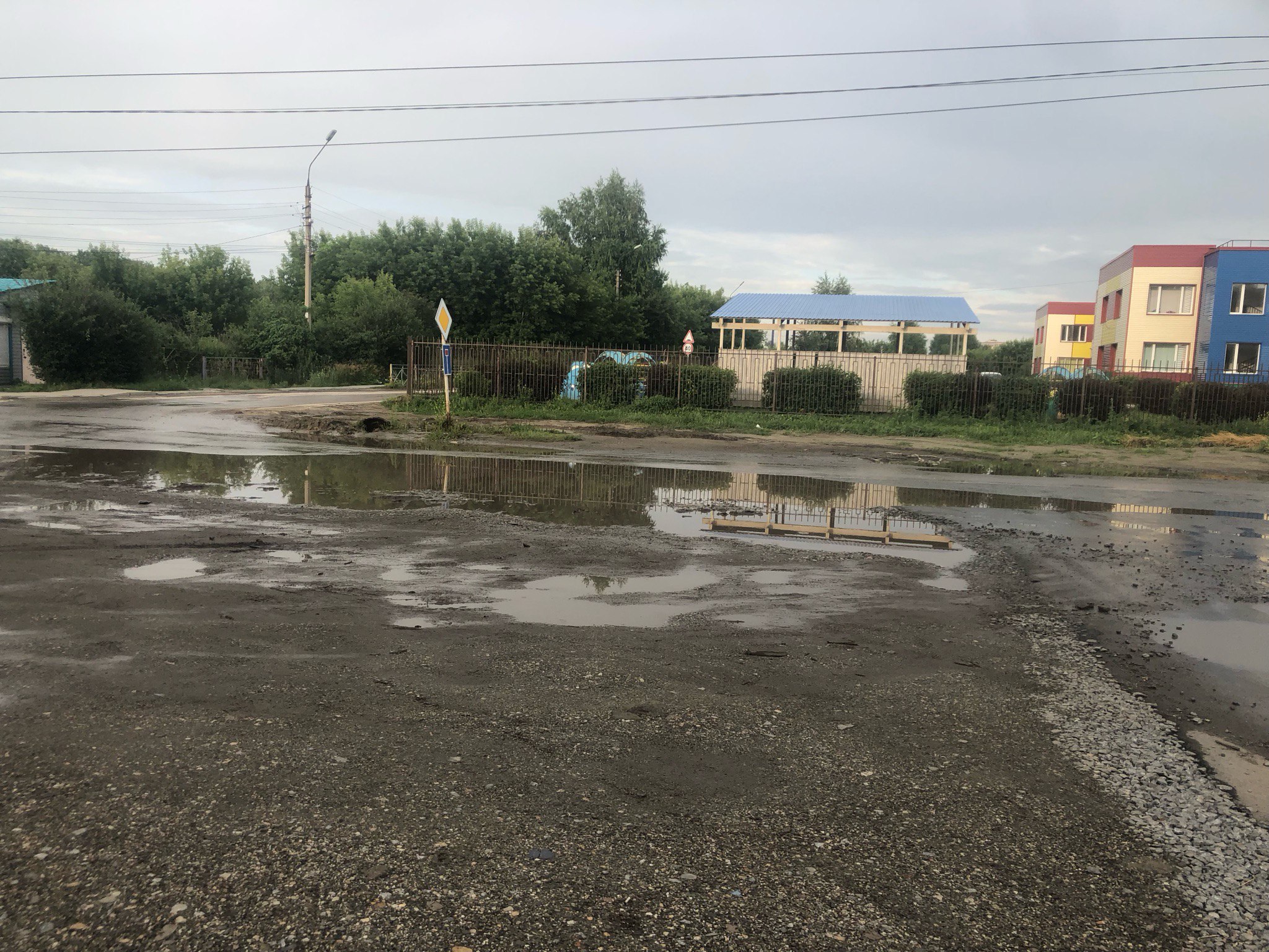 Вот так после дождя. Локация - улица Октябрьская, напротив магазина «М».
Обское море целое
http://vk.com/ob.gorod?w=wall-100380192527787 | Сетка — социальная сеть от hh.ru