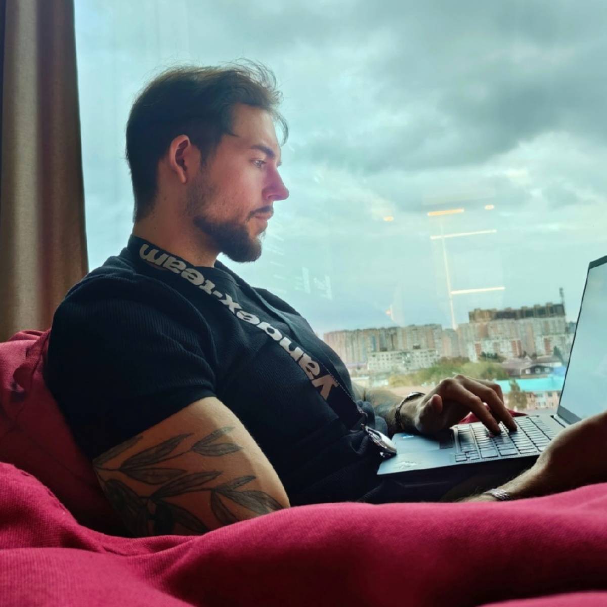 Network member avatar