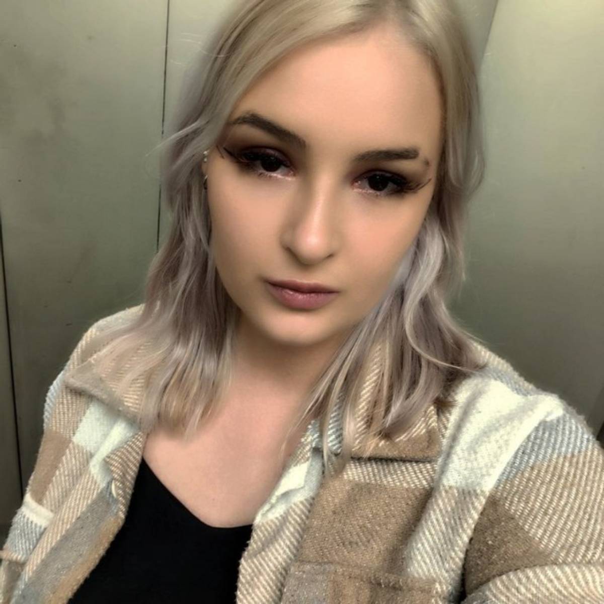 Алёна Круликовская | Сетка — социальная сеть от hh.ru