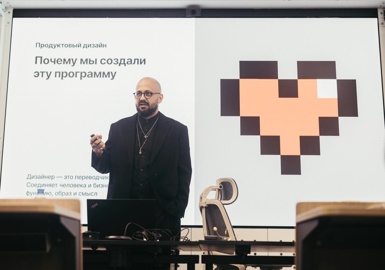 Провели первый день открытых дверей Школы дизайна Центрального университета ▪️
Рассказали более чем 100 участникам — студентам, молодым специалистам и опытным дизайнерам — о том, каким видим дизайн бу... | Сетка — социальная сеть от hh.ru