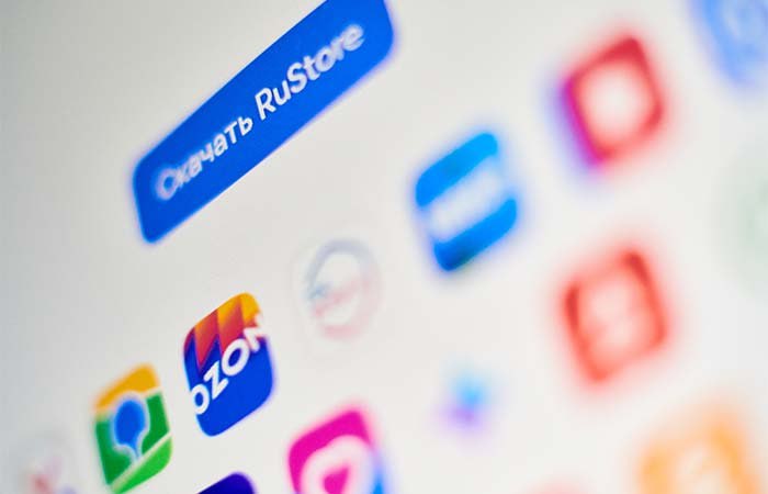 ⏺ Путин подписал закон о предустановке RuStore на продаваемые в России смартфоны
Законопроектом № 654254-8 запрещено устанавливать условия, приводящие к ограничению или невозможности использования рос... | Сетка — социальная сеть от hh.ru