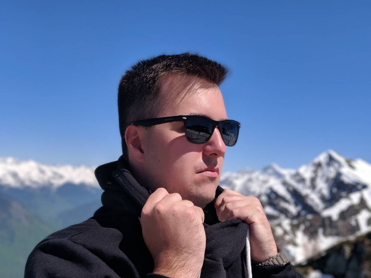 Анатолий Фомиченко