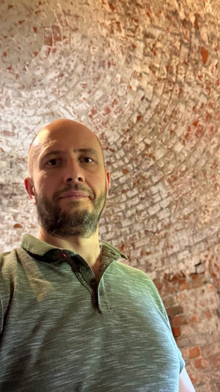 🟠 МУЗЕЙ ЯНТАРЯ: история, весомая на килограммы
Когда ты в Калининграде — пройти мимо этого места невозможно. Старинный бастион превращён в настоящее святилище солнечного камня | Сетка — социальная сеть от hh.ru