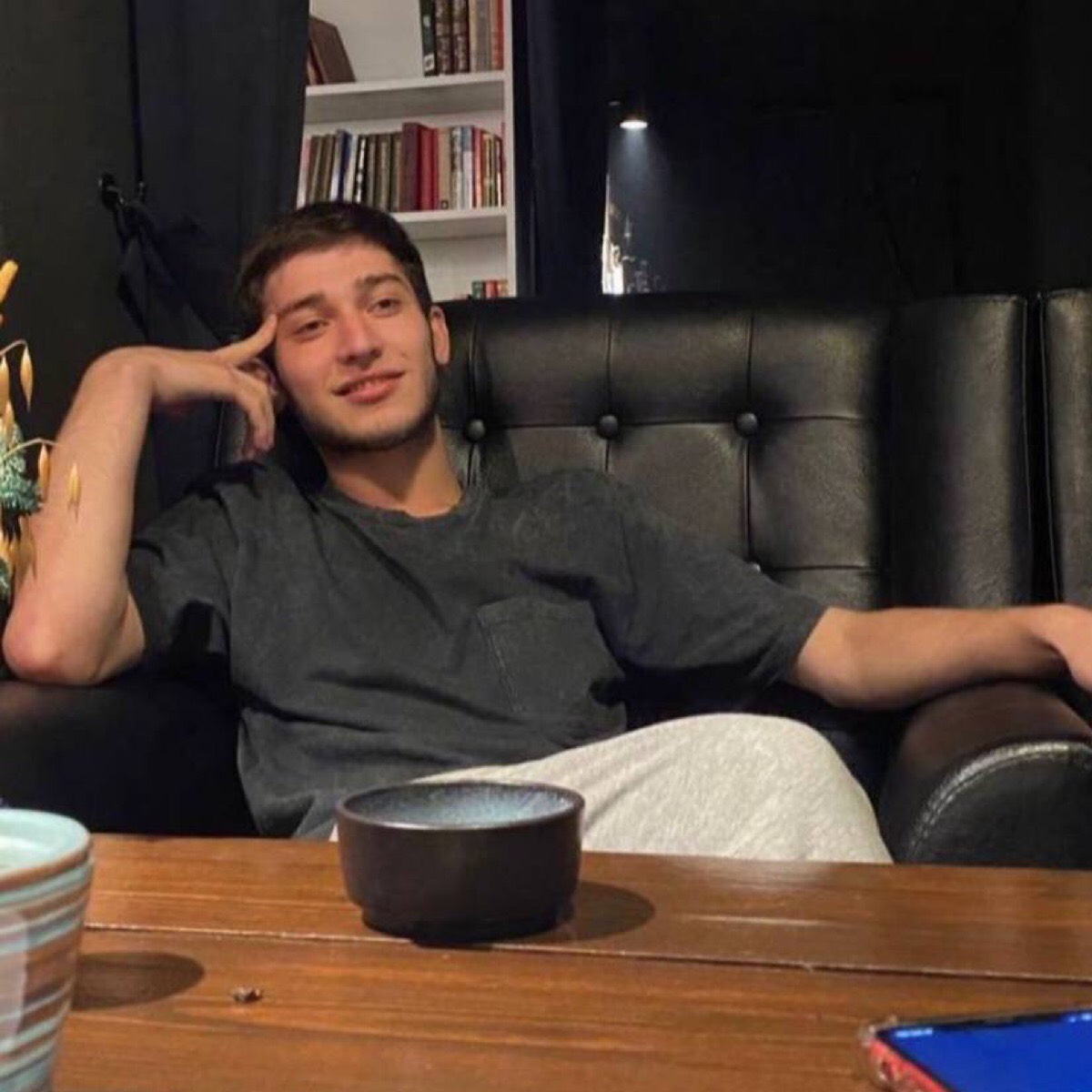 Ислам Адаев