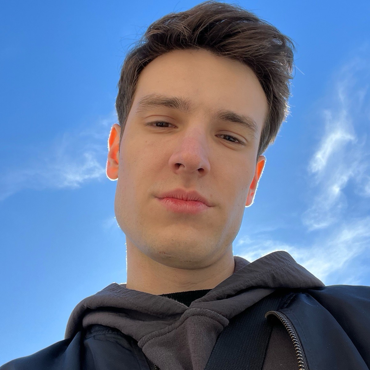 Nikita Makarov | Сетка — социальная сеть от hh.ru