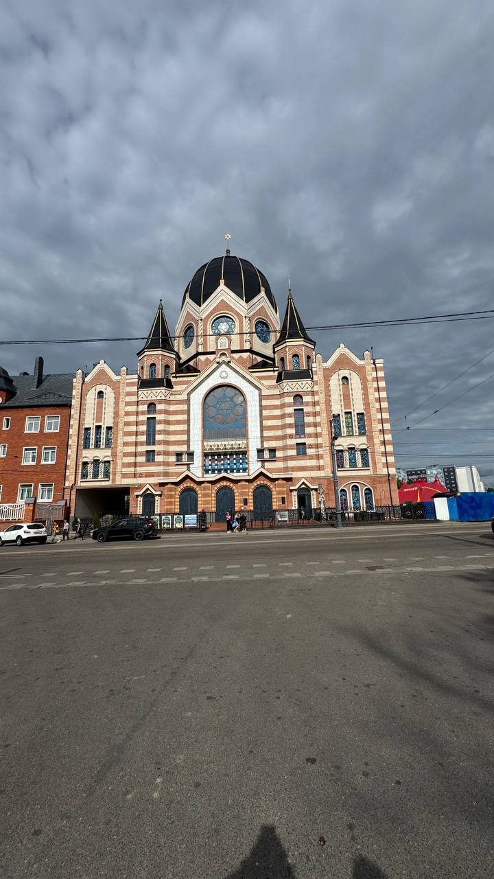 📍 Калининград, день второй — следы Восточной Пруссии и балтийская энергетика
Здесь даже воздух пахнет кирпичом с историей | Сетка — социальная сеть от hh.ru
