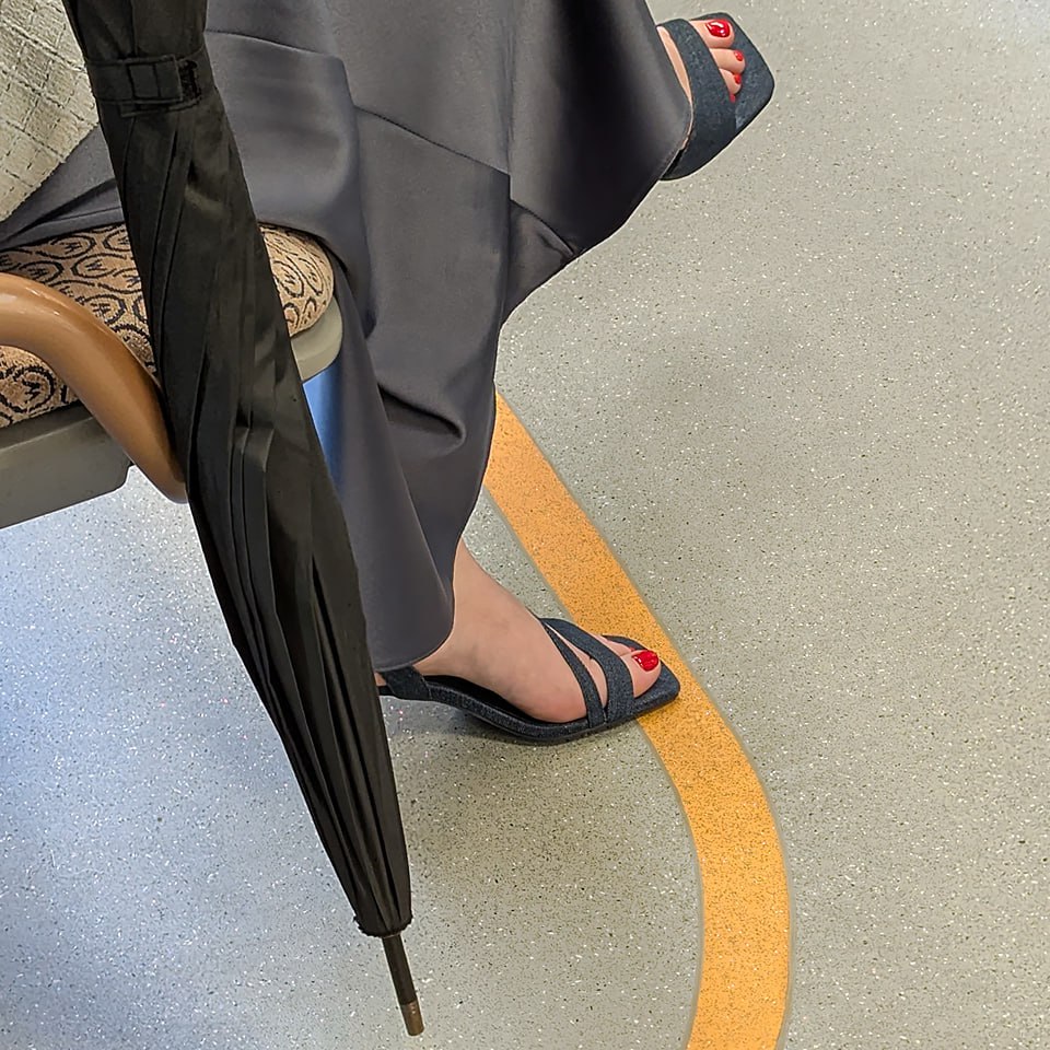 Писят оттенков серого, которые еле вместились в композицию.. | Сетка — социальная сеть от hh.ru