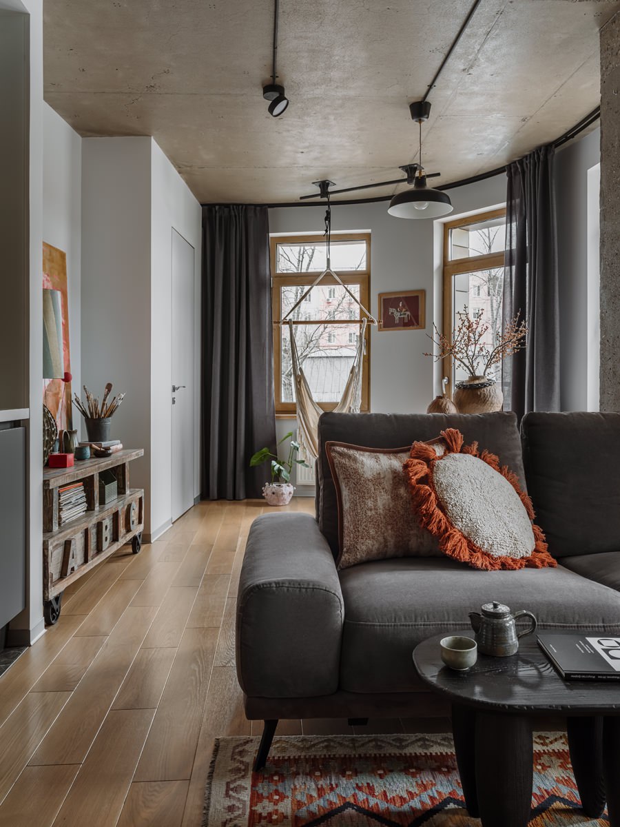 Насыщенная профессиональная жизнь привела интерьерного дизайнера Маргариту Бабкину в кино, параллельно она работала художником-постановщиком — занималась сопровождением съемок и декорациями для реклам... | Сетка — социальная сеть от hh.ru