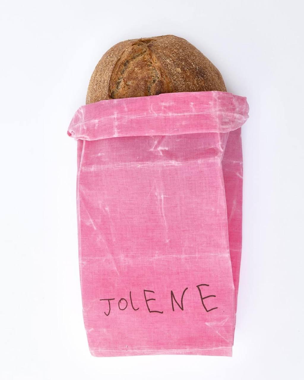 Айдентика сети пекарен Jolene — стилек! 📹
Что то в этом есть, да? 😍 | Сетка — социальная сеть от hh.ru