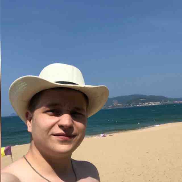 Максим Носков