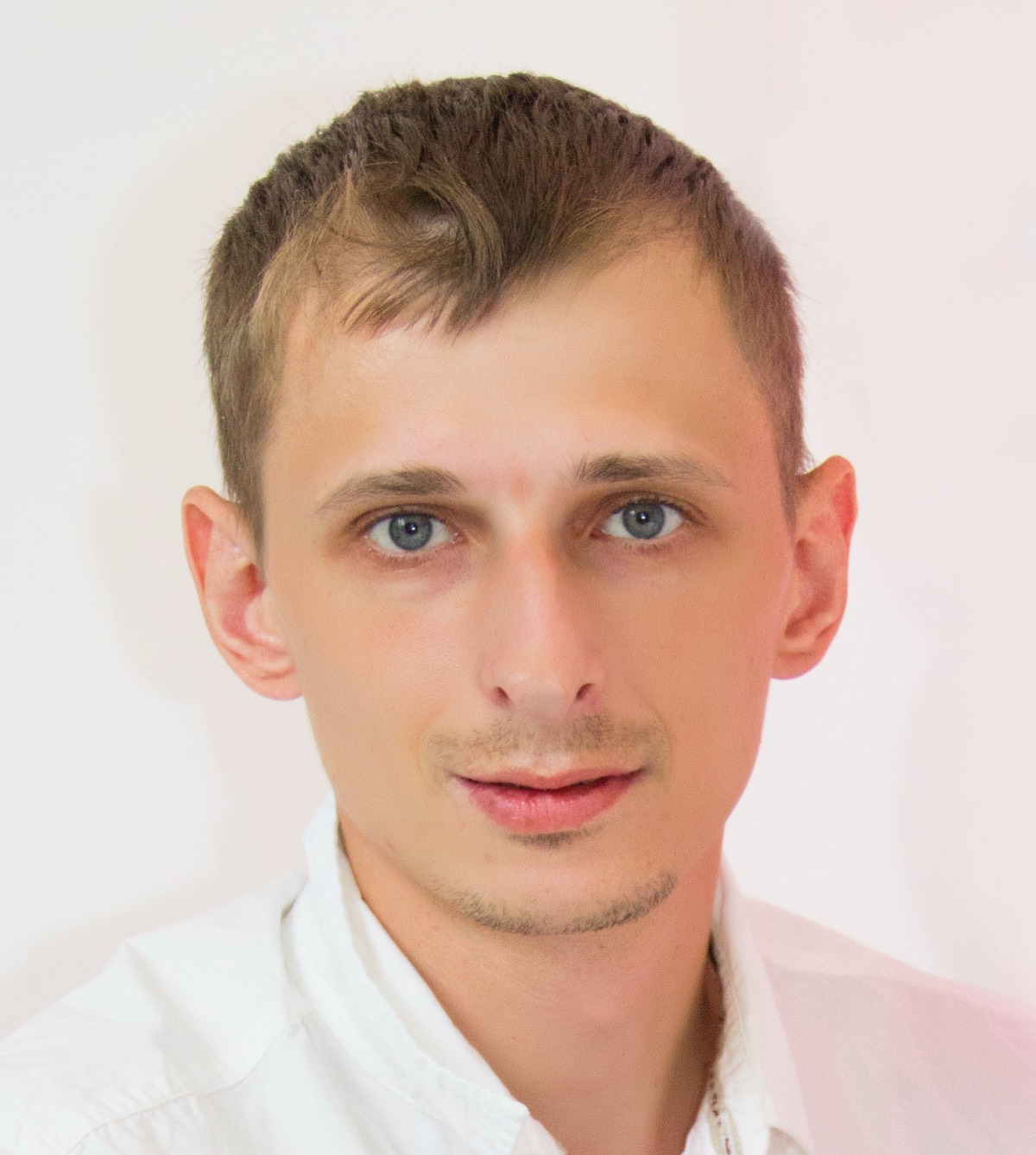 Антон Ромашков