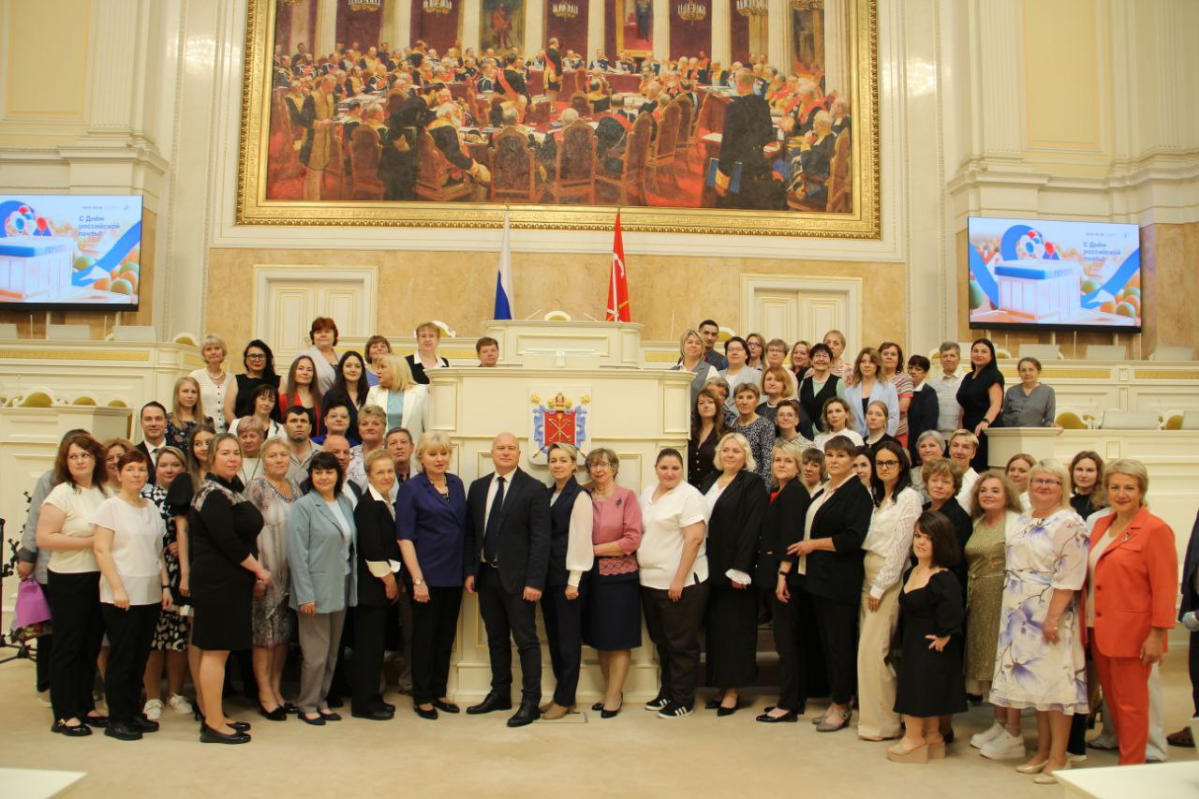 Профессиональный праздник | Сетка — социальная сеть от hh.ru