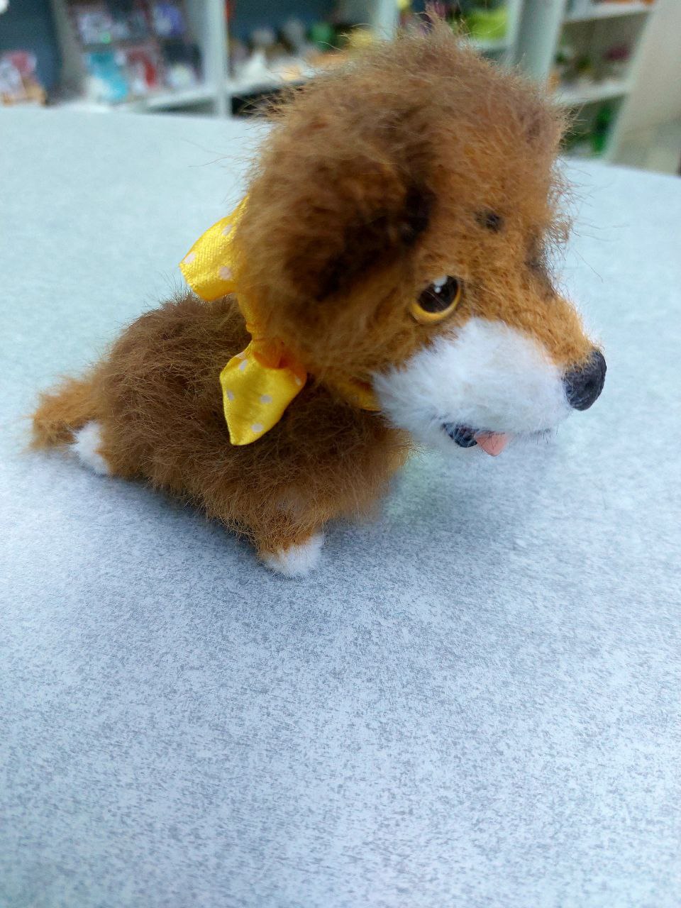 Дурашка – озорная собачка. Авторская игрушка ручной работы, созданная с любовью и юмором. Только в Чудесах.
Невозможно пройти мимо полочки с собачкой:
🛍️ г.Н.Н., Маслякова, 2 (цоколь)
🚪 г.Н.Н | Сетка — социальная сеть от hh.ru