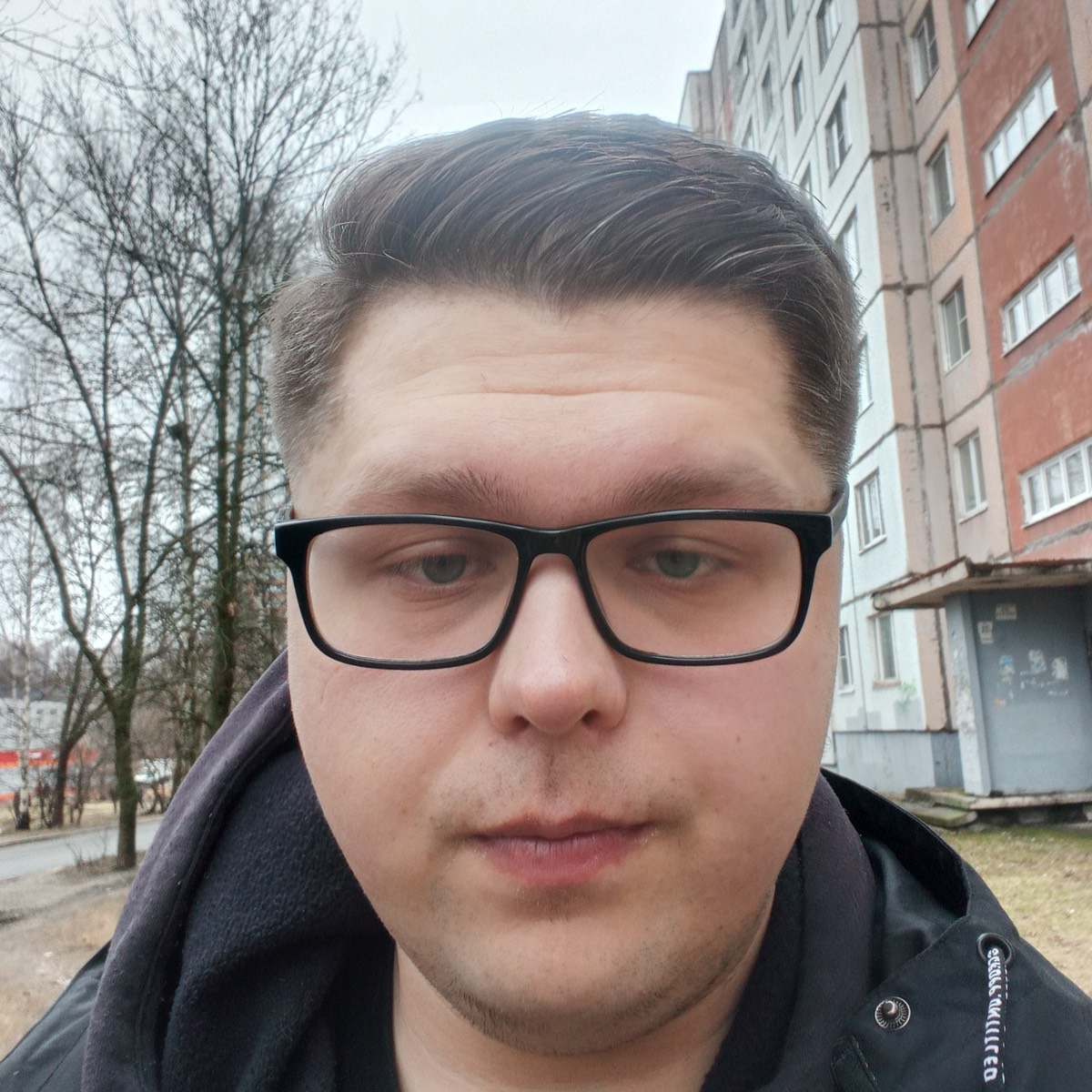 Андрей Антонов