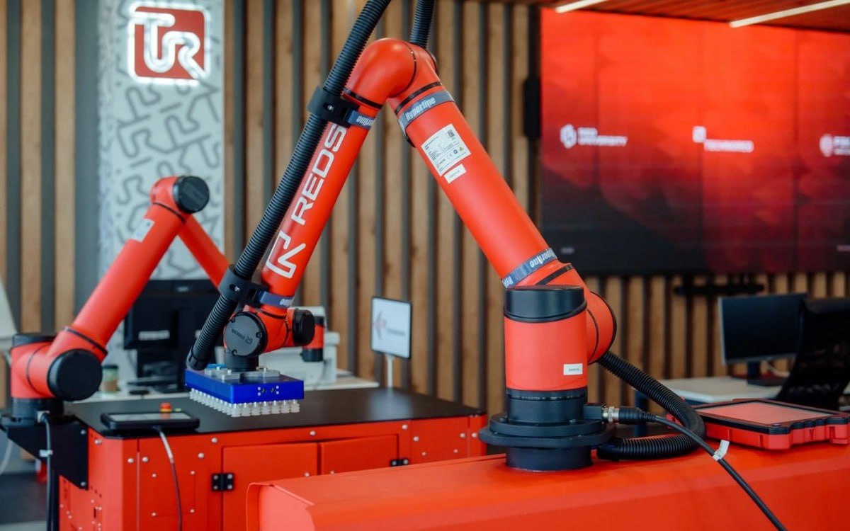 ⏺ TECHNORED реализует сделку на 6,5 млрд рублей
Инвестиционная компания «Вартон» и российский производитель и разработчик робототехнических систем, роботов и ПО TECHNORED завернышили первый транш сдел... | Сетка — социальная сеть от hh.ru
